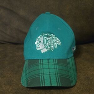 Chicago Blackhawks Men's Green Snapback Hat Kick10 NHL Hockey
